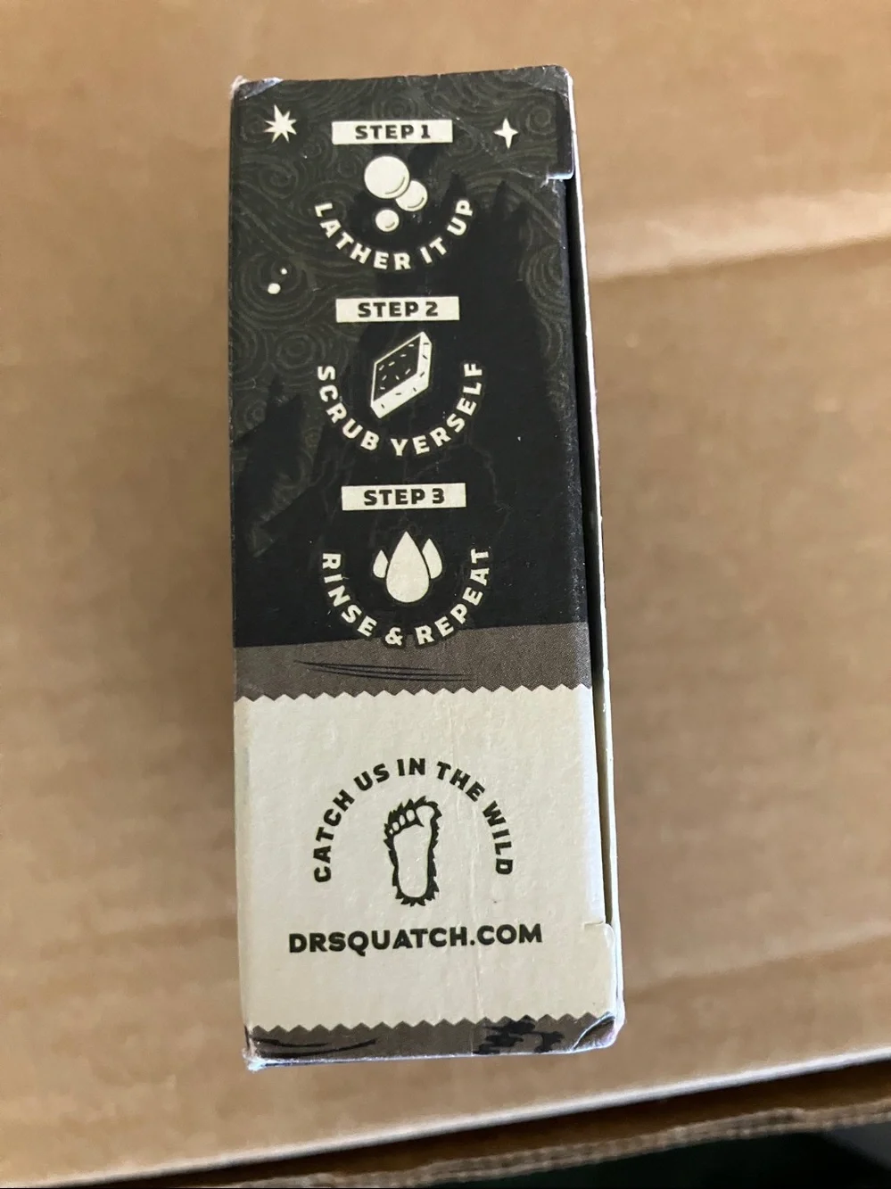 Dr. Squatch Oogie Boogie's Brew Men's Natural Soap Nightmare Before Christmas